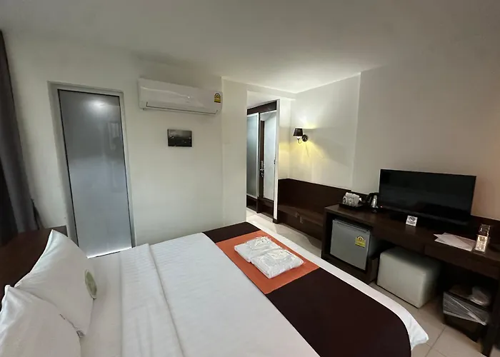 Hotel Collection O The Airport Link