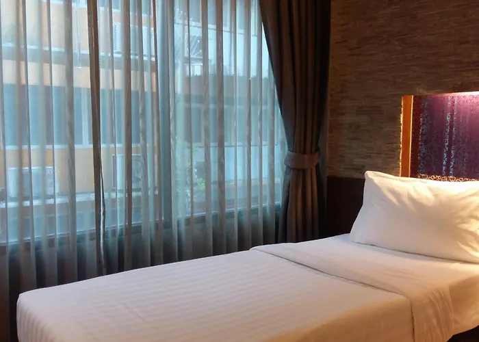 Hotel Collection O The Airport Link